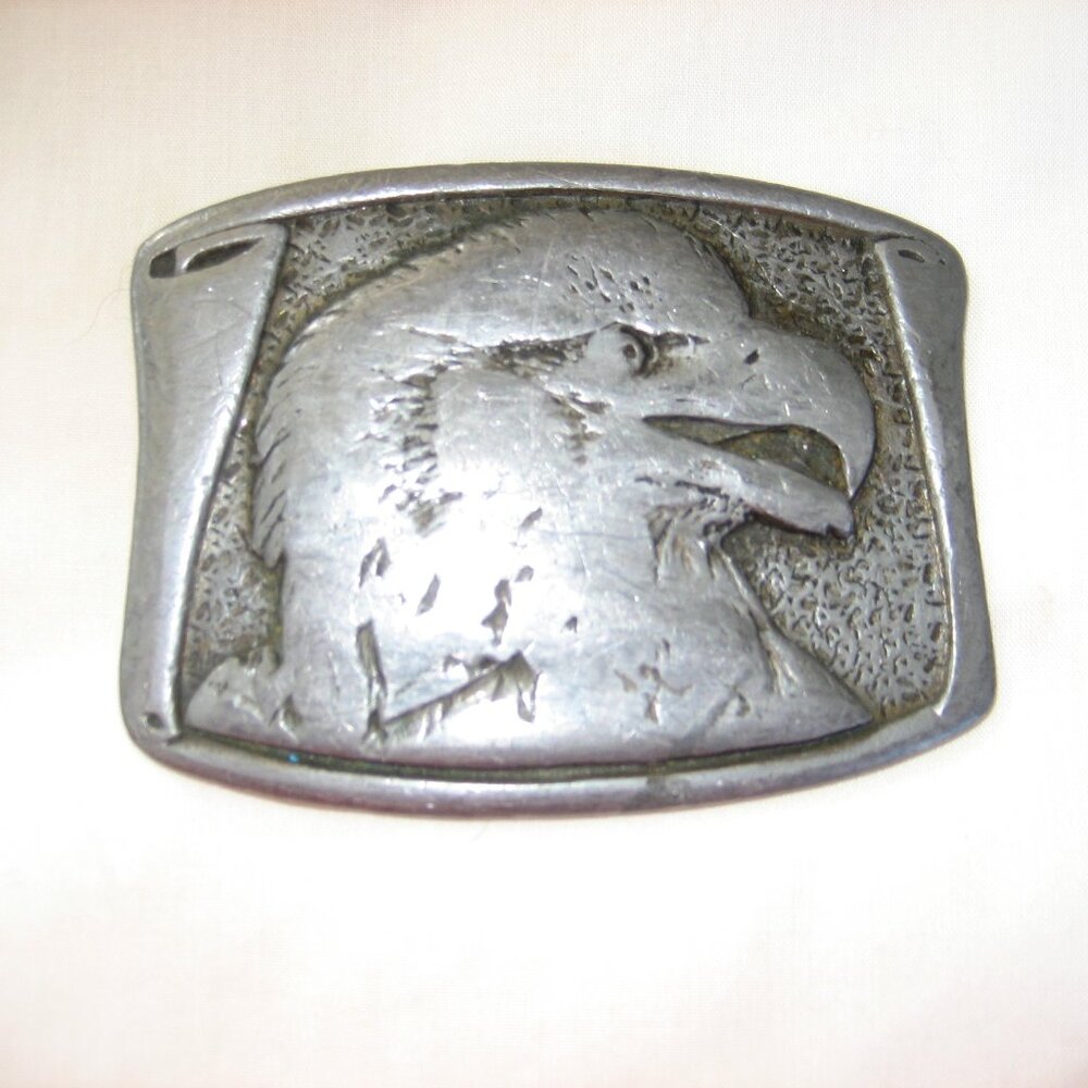 LARGE EAGLE HEAD BELT BICKLE